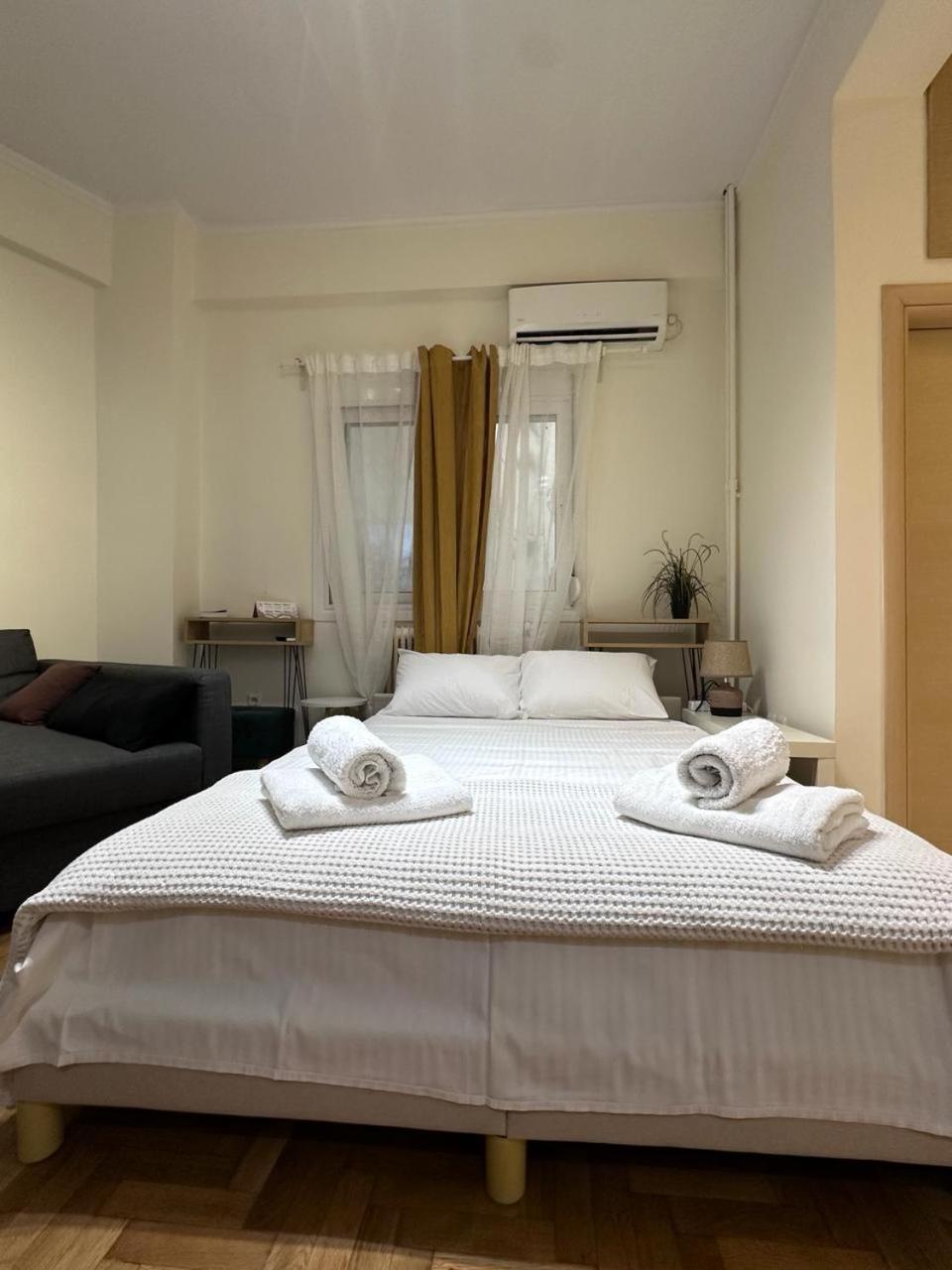 Plaka Nest